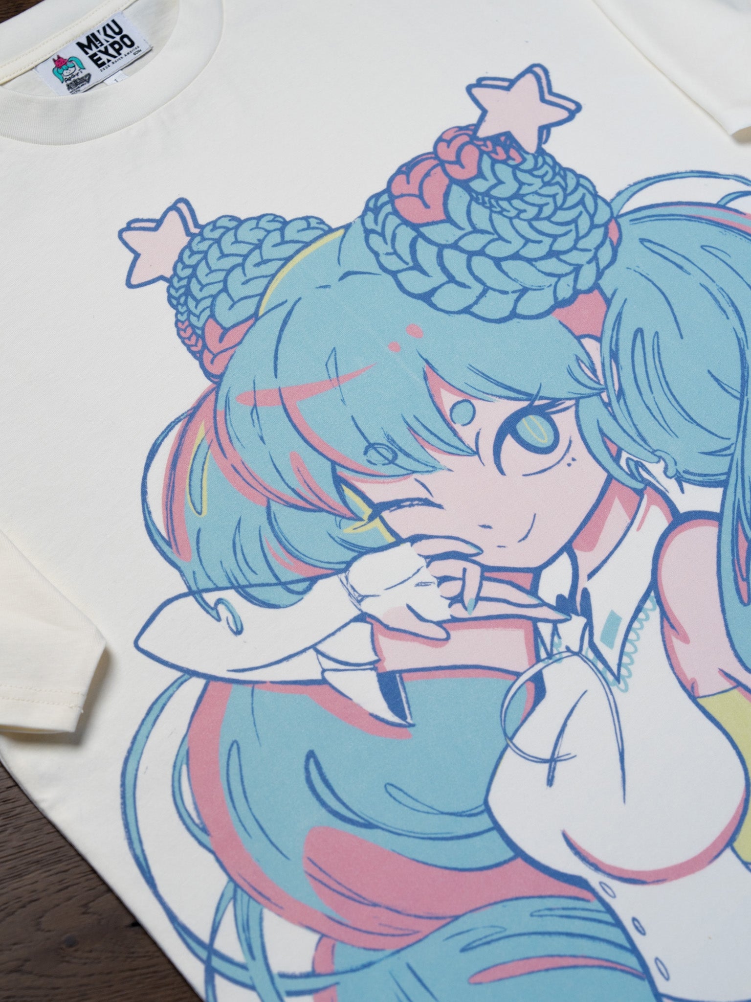 MIKU EXPO Portrait T-Shirt – Apari