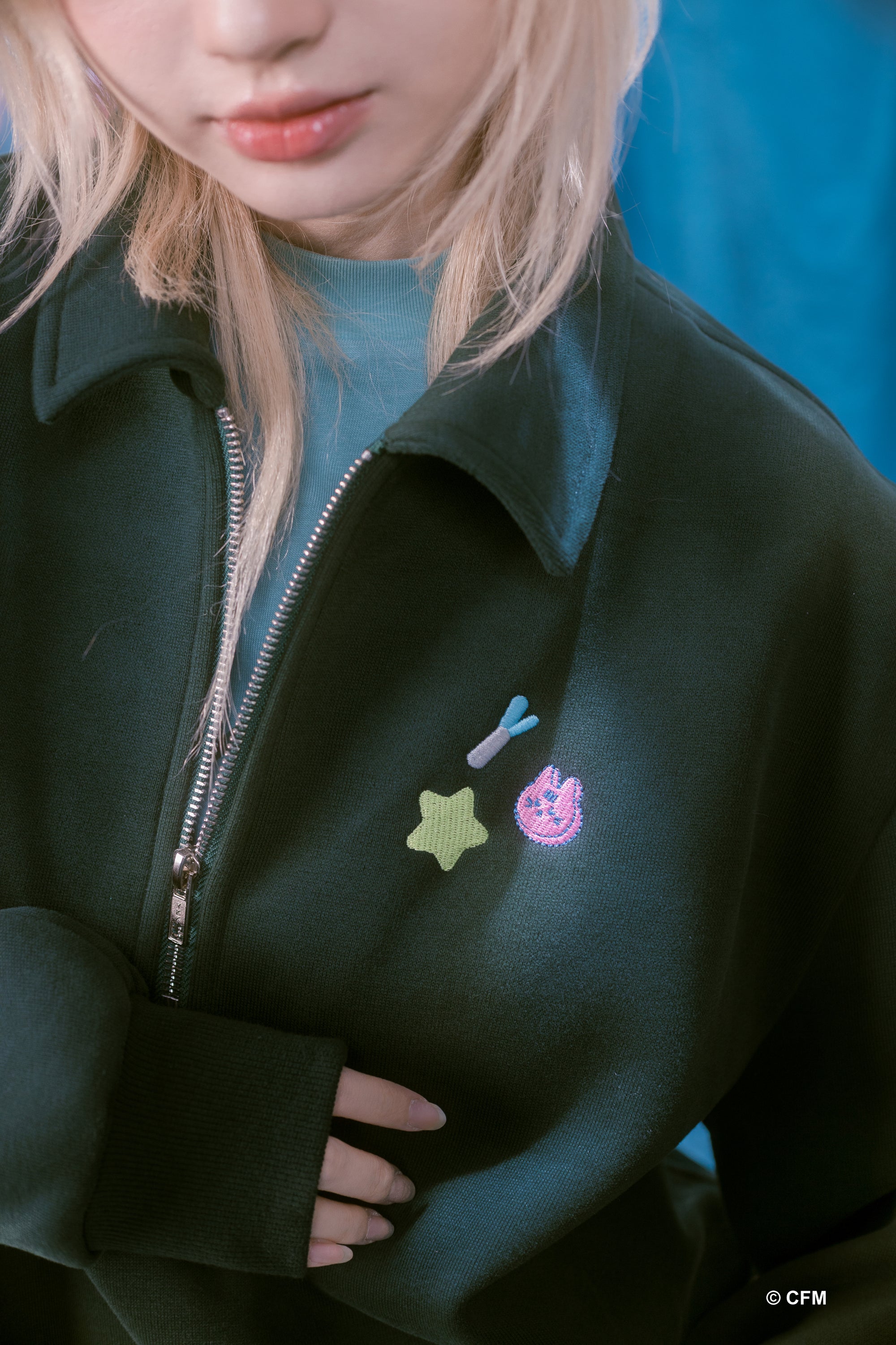 MIKU EXPO Zip Collar Sweater