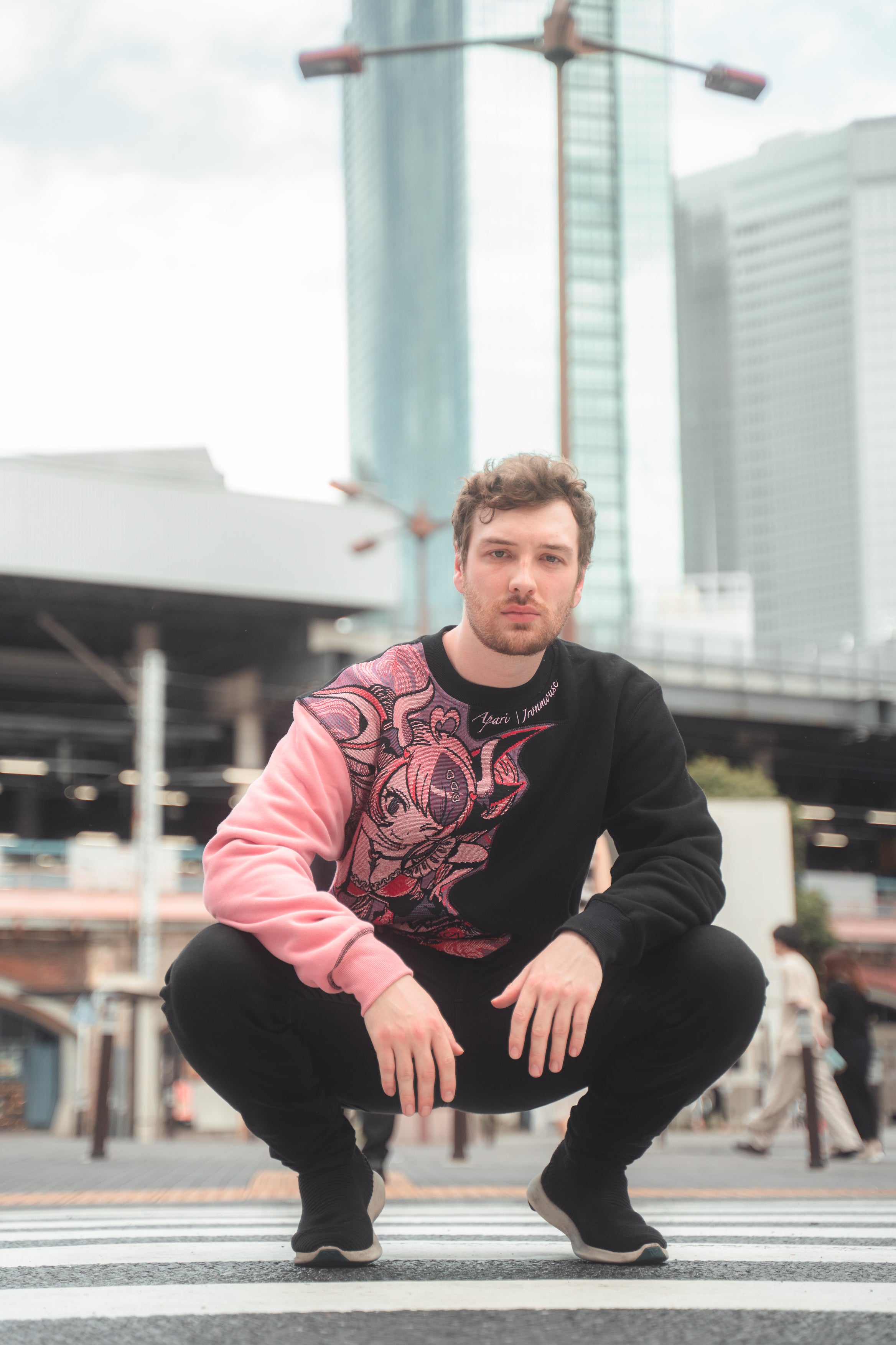 Ironmouse Woven Sweater – Apari