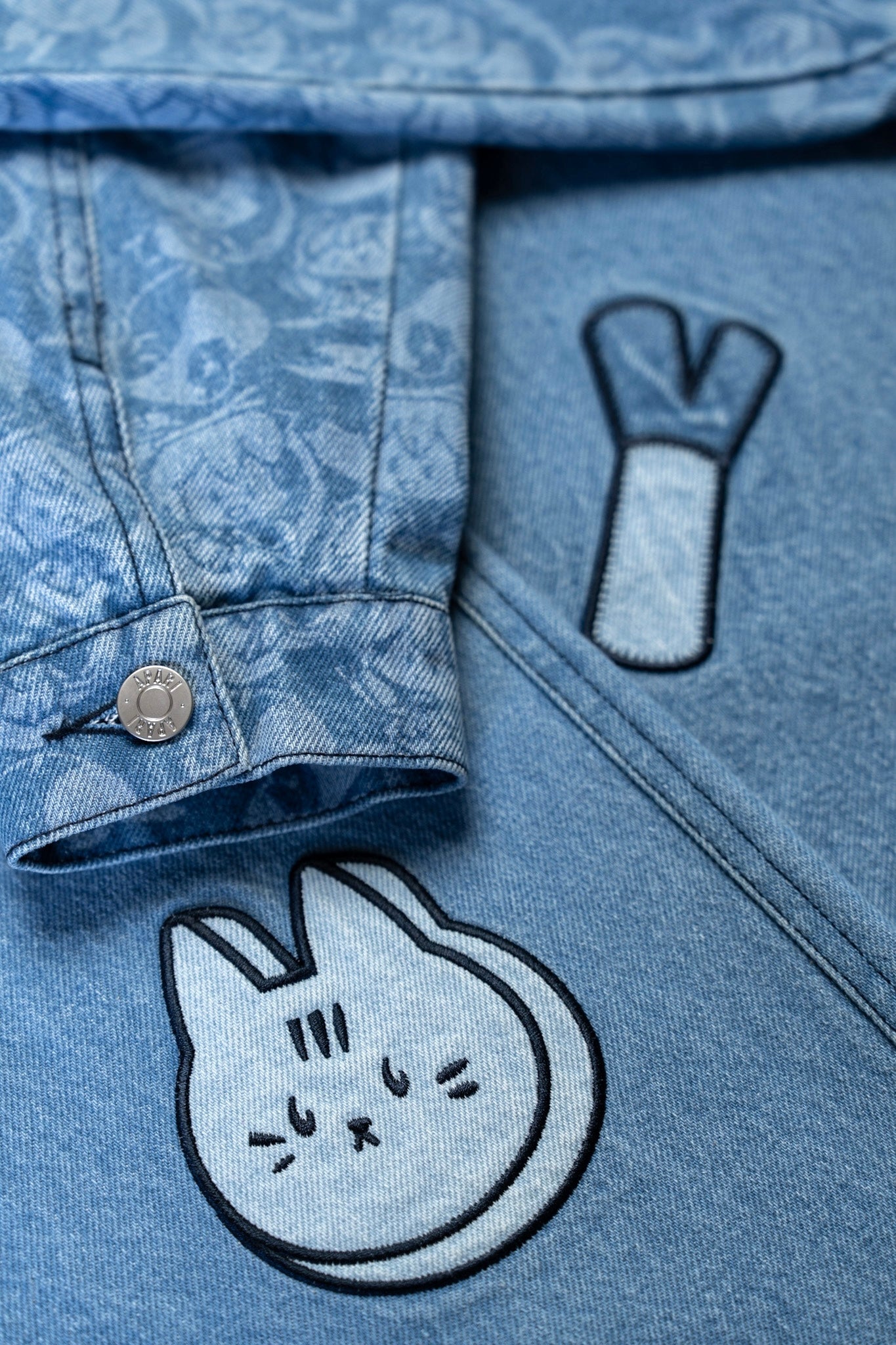 MIKU EXPO Denim Jeans