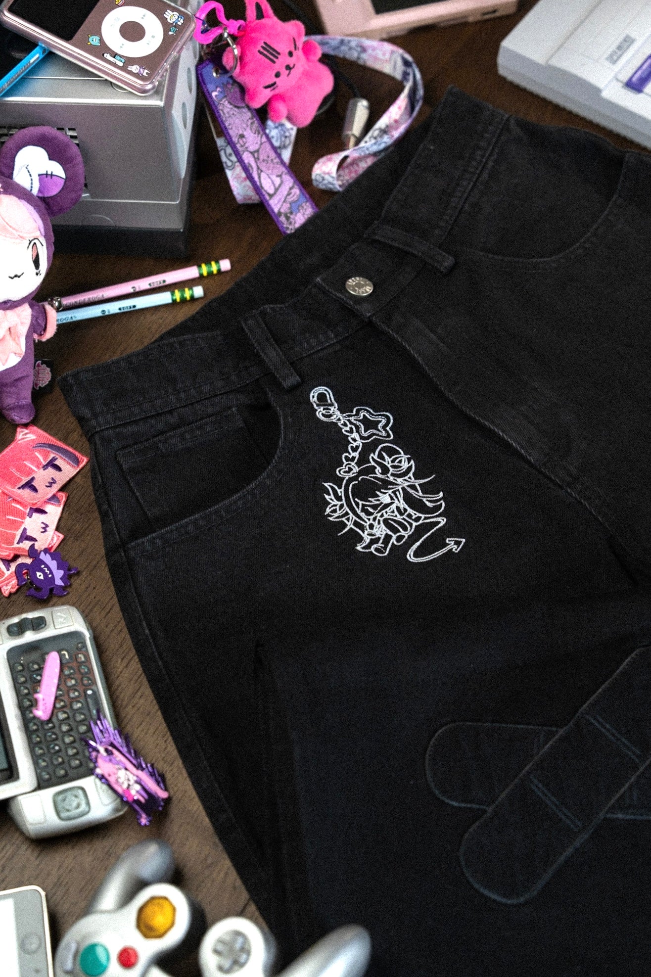 IM Keychain Denim Jeans