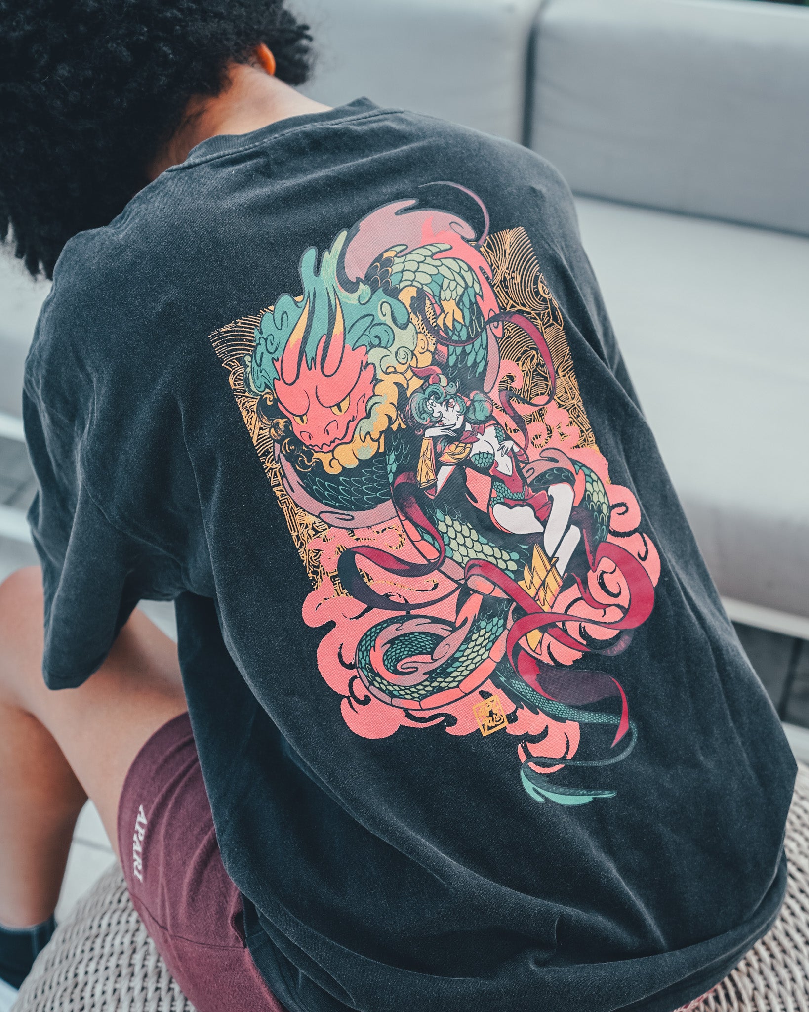 Dragon T-Shirt Smoke