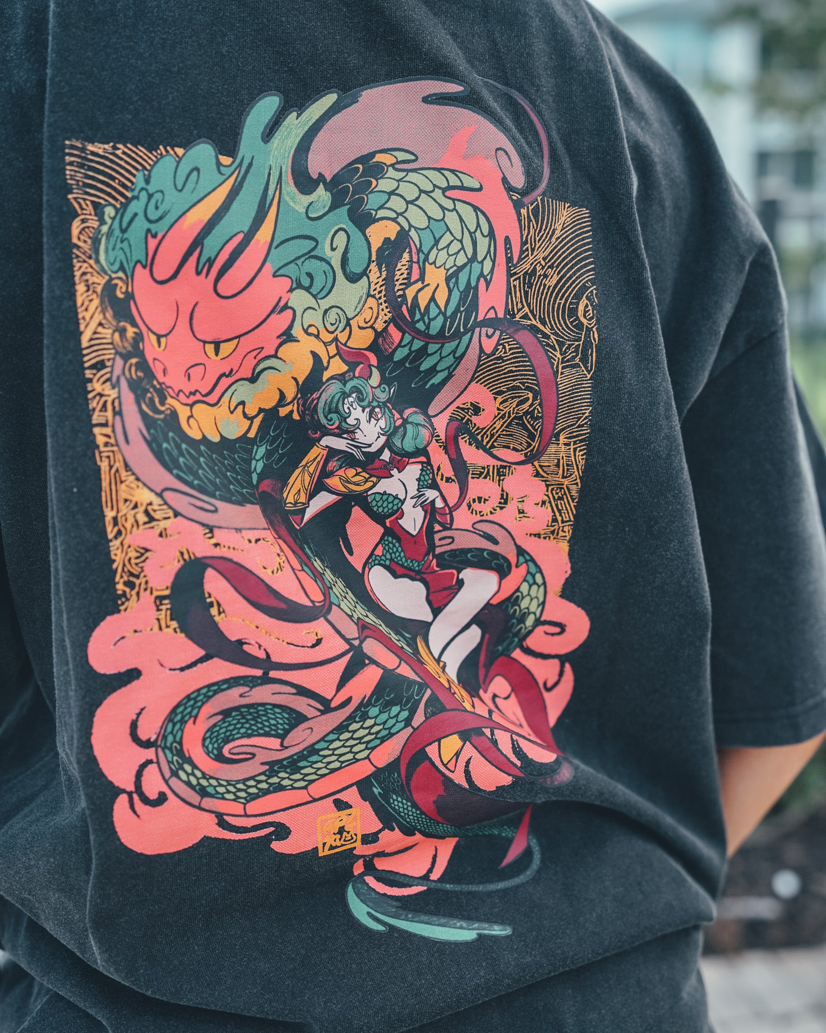 Dragon T-Shirt Smoke